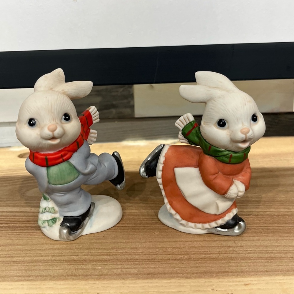 Homco Christmas skating bunnies set of 2 - Picture 2 of 11